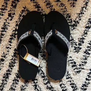 Teva Mush 2 flip flops